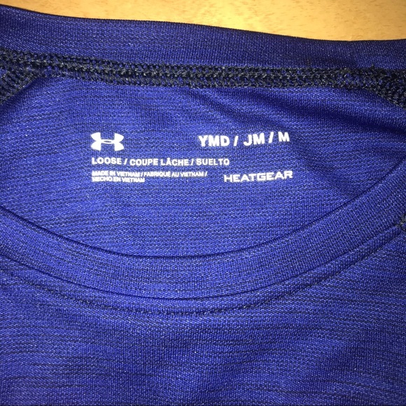 Under Armour Girls Medium Blue T-shirt/ pink logo - Picture 6 of 6